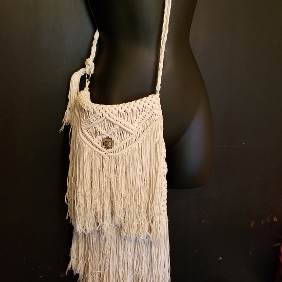 Vintage Crochet Fringe BOHO Shoulder Bag - Picture 1 of 2